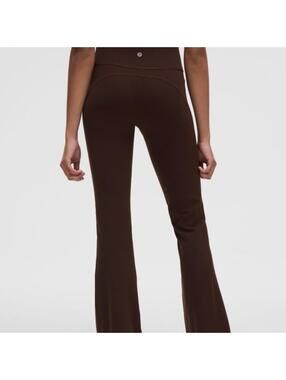 Lululemon Groove Nulu High-Rise Flared Pant  34” size 6